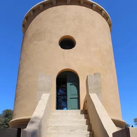 Resort Castle Elvira-tower & Masseria Trepuzzi