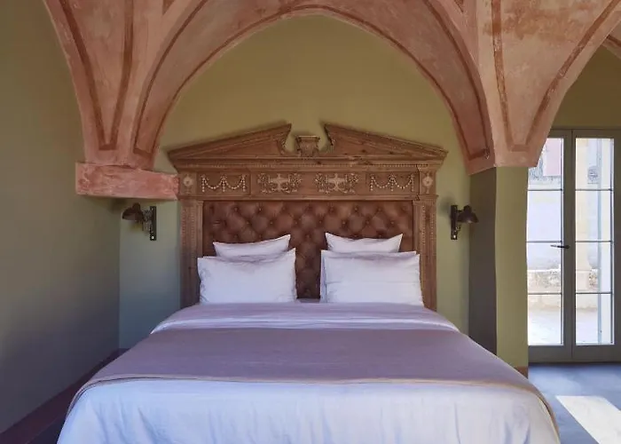 Resort Castle Elvira-tower & Masseria *