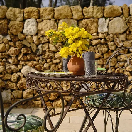 Castle Elvira-tower & Masseria * Trepuzzi